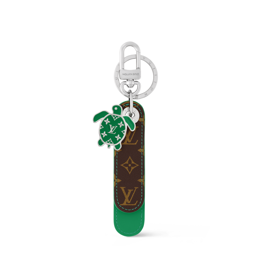 Dragonne Tab Key Holder and Bag Charm - Luxury S00 Green | LOUIS